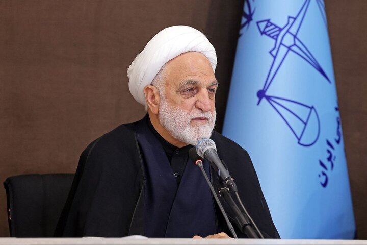 در مراحل مختلف رسیدگی به پرونده‌های قضایی باید شنونده گلایه‌های مردم باشیم و برای رفع آنها تلاش کنیم