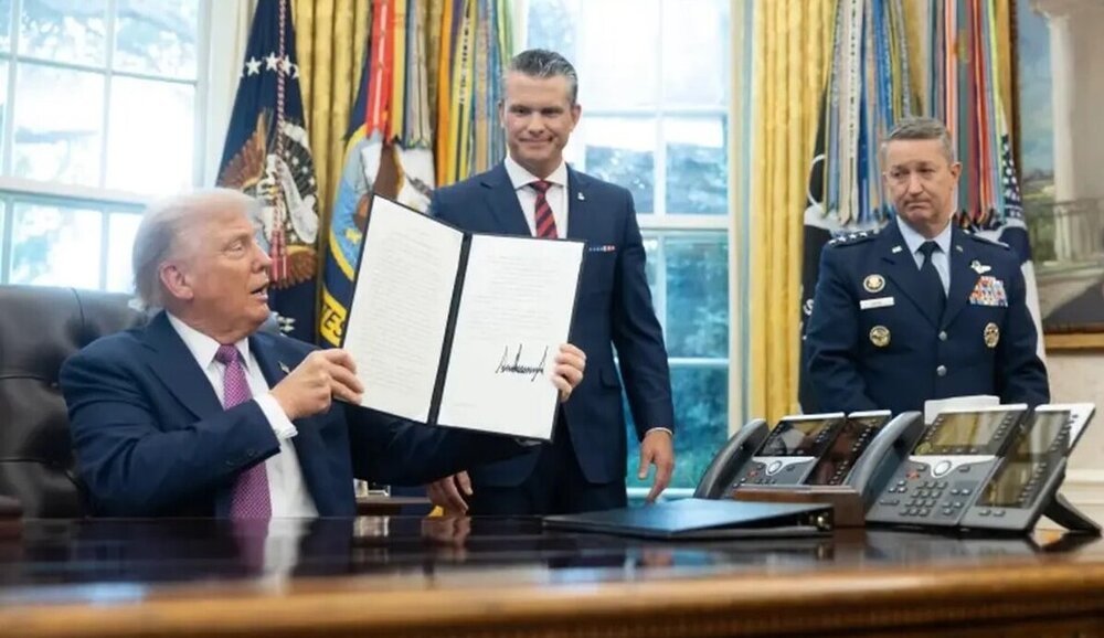 از وزارت دفاع تا وزارت جنگ؛ طبل‌های خونین ترامپ و ندای بیداری ملت‌ها