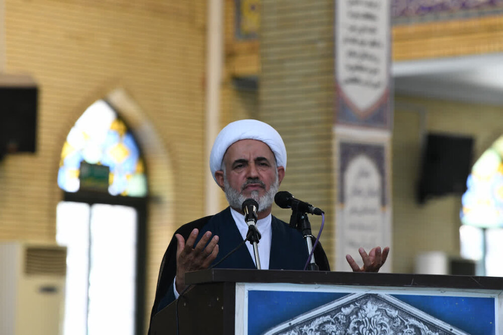 امانت داری و صداقت دو ویژگی مهم پیامبر(ص) بود