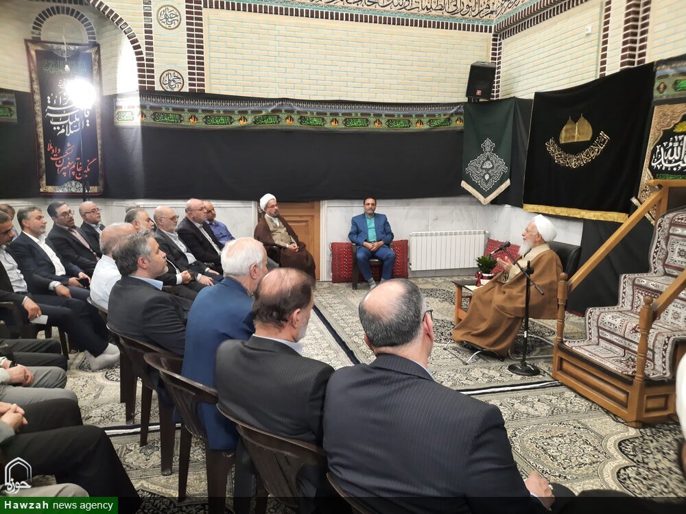 Ayetullah el-Uzma Cevadî Âmulî, Doktorlar ve Üniversite Hocaları ile Görüştü