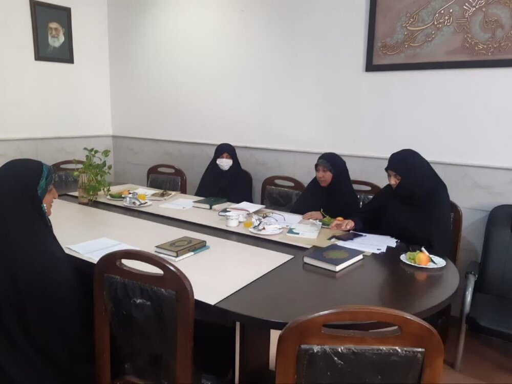 برگزاری مصاحبه علمی داوطلبان مقاطع تکمیلی مدرسه علمیه تخصصی فاطمه الزهرا (سلام الله علیها) سمنان