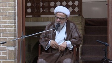 «کشف اسرار؛ زمینه‌ها و پیامدها» رو نمایی شد/ آیت الله طبسی: دگراندشان باعث عدم شناخت رسول اکرم(ص) شده‌اند