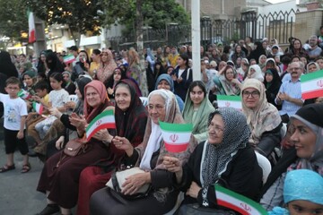 فیلم |شور و شوق در دل گنبد کاووس به عشق پیامبر خاتم (ص)