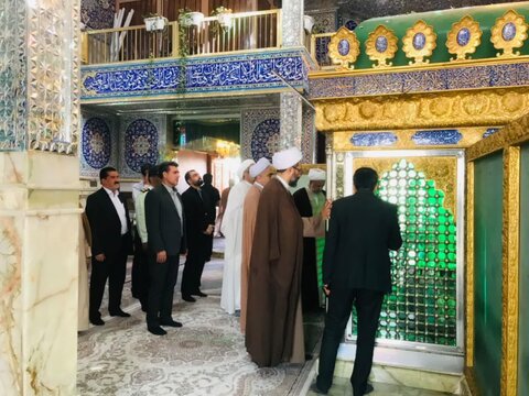 تصاویر/آیین عطرافشانی و گلباران مزار مطهر شهداء به‌مناسبت هفته وقف در ساو