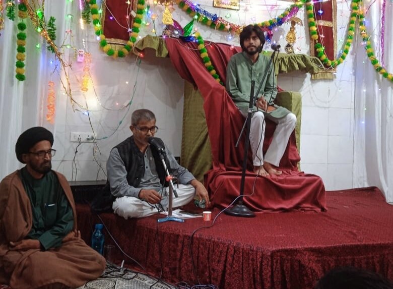 पैग़म्बर मुहम्मद (स) का अनुसरण आज के इस्लामी जगत की सभी समस्याओं का समाधान हैः मौलाना सय्यद शबाब हैदर पैग़म्बर मुहम्मद (स) का अनुसरण आज के इस्लामी जगत की सभी समस्याओं का समाधान हैः मौलाना सय्यद शबाब हैदर