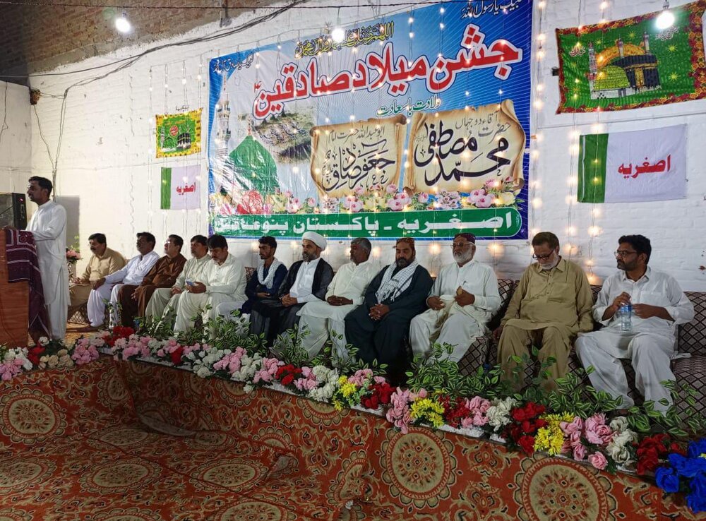 سرورِ کائنات اور آلِ محمدؑ نے اپنے پاکیزہ کردار اور اعلیٰ اخلاق کے ذریعے دینِ اسلام کی تبلیغ کی، علامہ مقصود ڈومکی