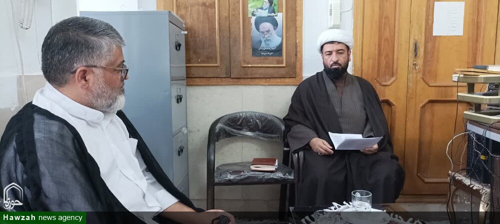 بازدید معاون تهذیب حوزه علمیه اصفهان از مدرسه علمیه مشکات خمینی شهر+عکس