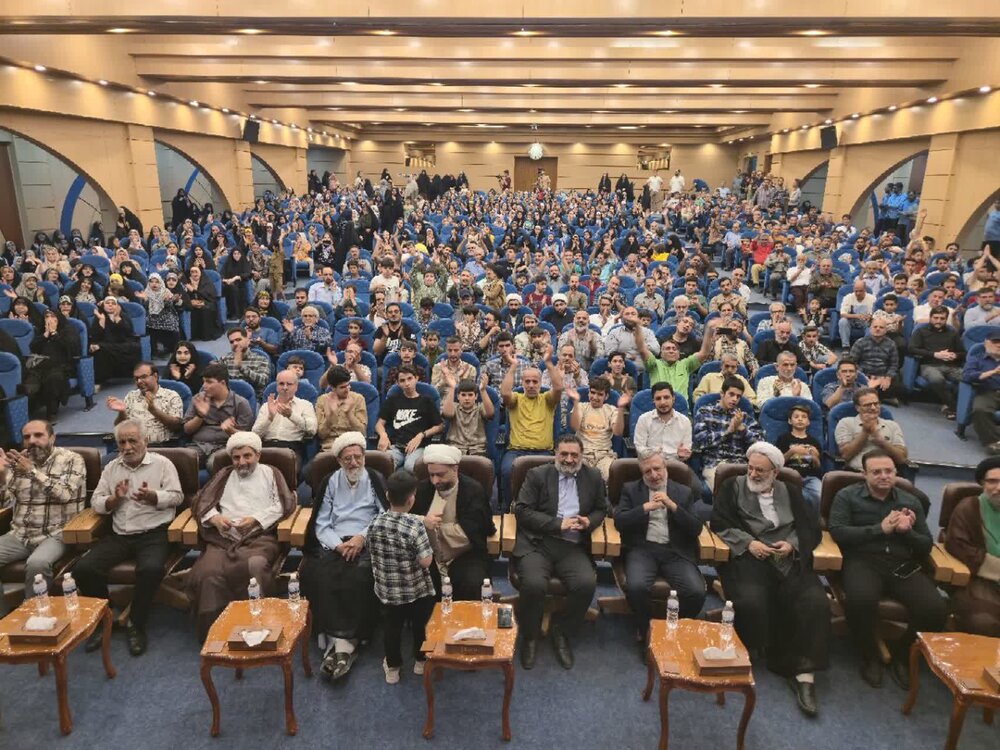 قم، بانی تصویب بزرگداشت ۱۵۰۰مین سال میلاد پیامبر(ص)