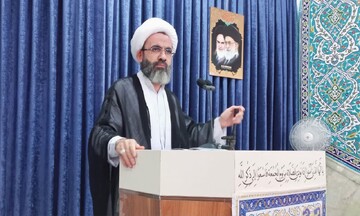 تأکید امام جمعه نظرآباد بر حل مشکلات اقتصادی با حضور میدانی مسئولان