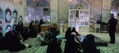 تصاویر/ مراسم شبی با شهدا با حضور طلاب و دانشجویان شهر کشکوئیه