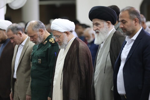 تصاویر/ اقامه نماز جمعه قم