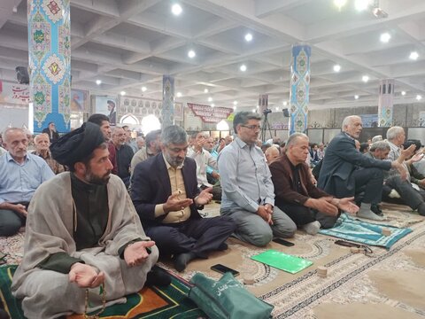 تصاویر/ نمازعبادی سیاسی جمعه کاشان