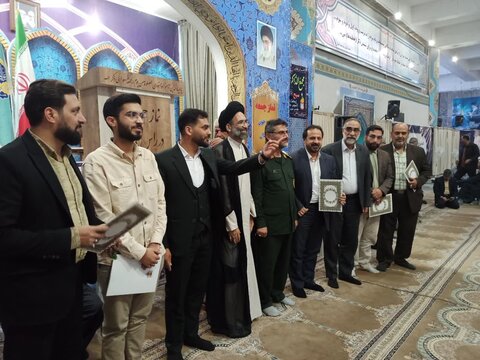 تصاویر/ نمازعبادی سیاسی جمعه کاشان