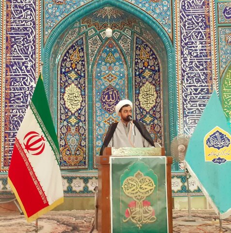 تصاویر/ نمازعبادی سیاسی جمعه آران وبیدگل