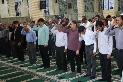 تصاویر/ اقامه نماز جمعه شهر زیدآباد