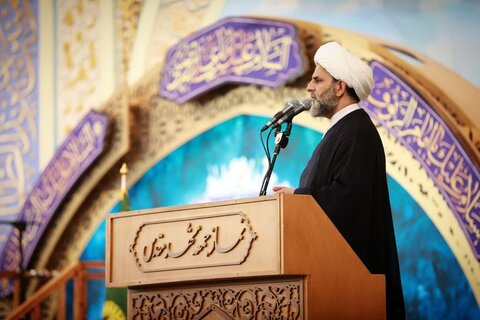 مشهد مقدس قطب علمی، فرهنگی و خدماتی جهان اسلام است