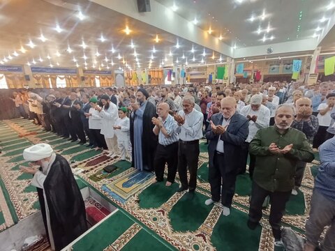 نمازجمعه امروز شهر بوشهر به روایت تصاویر