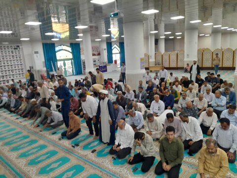 نمازجمعه امروز شهر جم به روایت تصویر