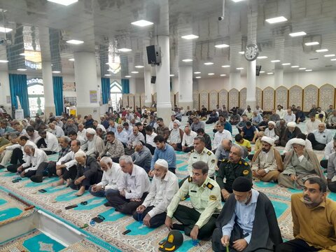 نمازجمعه امروز شهر جم به روایت تصویر