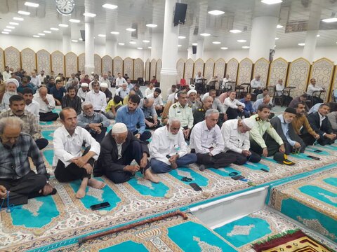 نمازجمعه امروز شهر جم به روایت تصویر