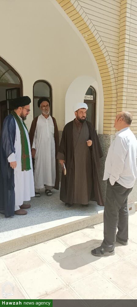 معاون تهذیب حوزه علمیه اصفهان از مدرسه علمیه حضرت علیاصغر (ع) خمینیشهر بازدید کرد + عکس