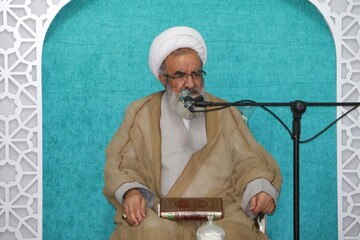 ارزش انسان به علم و معرفت است