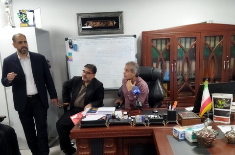 تصاویر/ بازدید خبرنگاران از شرکت های دانش بنیان سازمان اوقاف و امور خیریه کشور به مناسبت هفته وقف