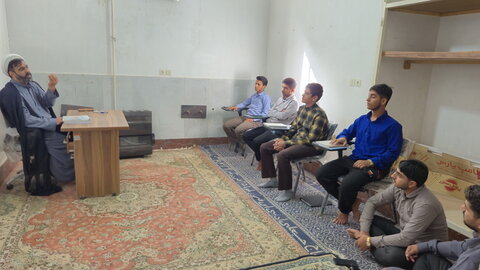 تصاویر/ حضور طلاب مدرسه علمیه آیت‌الله مصطفوی (ره) در کلاس‌های سال تحصیلی جدید