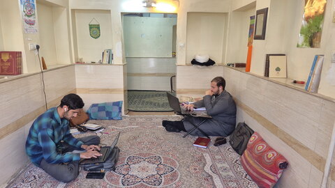 تصاویر/ حضور طلاب مدرسه علمیه آیت‌الله مصطفوی (ره) در کلاس‌های سال تحصیلی جدید