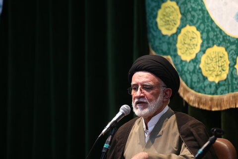 تصاویر| گردهمایی خدام افتخاری حرم مطهر سیدعلاالدین حسین(ع)