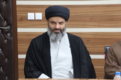 تصاویر/ دیدار جمعی از اساتید، معاونان مدیریت حوزه علمیه استان و پژوهشگران با آیت الله ابوالقاسم علیدوست استاد درس خارج حوزه علمیه قم