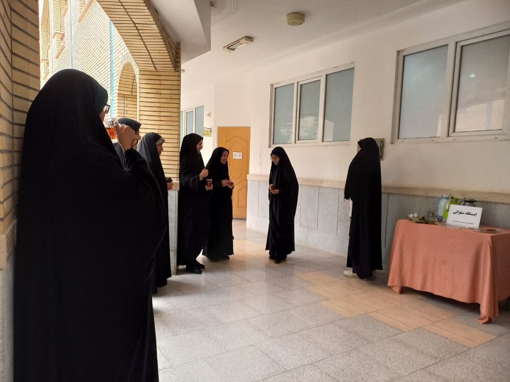 برگزاری دوره آموزشی کمک‌های اولیه ویژه طلاب خواهر در ساوه+عکس