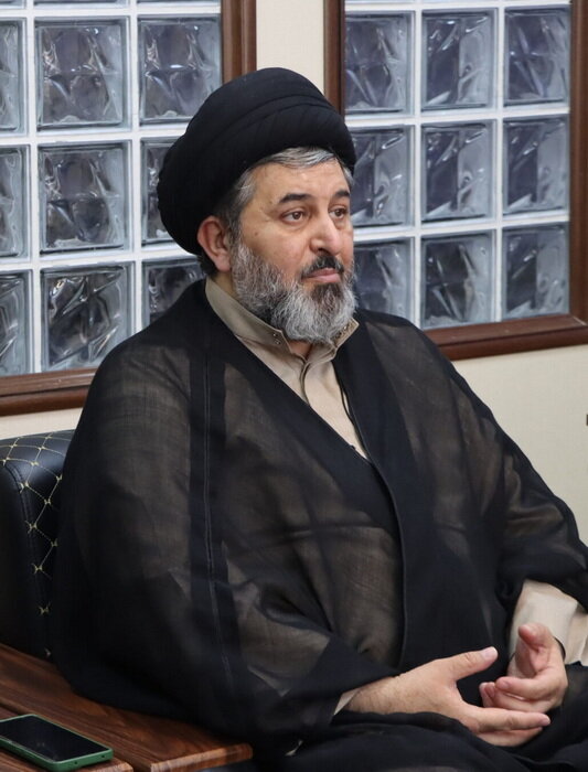 راه نجات کشور در مقاومت هوشمندانه است، نه مذاکره ذلیلانه