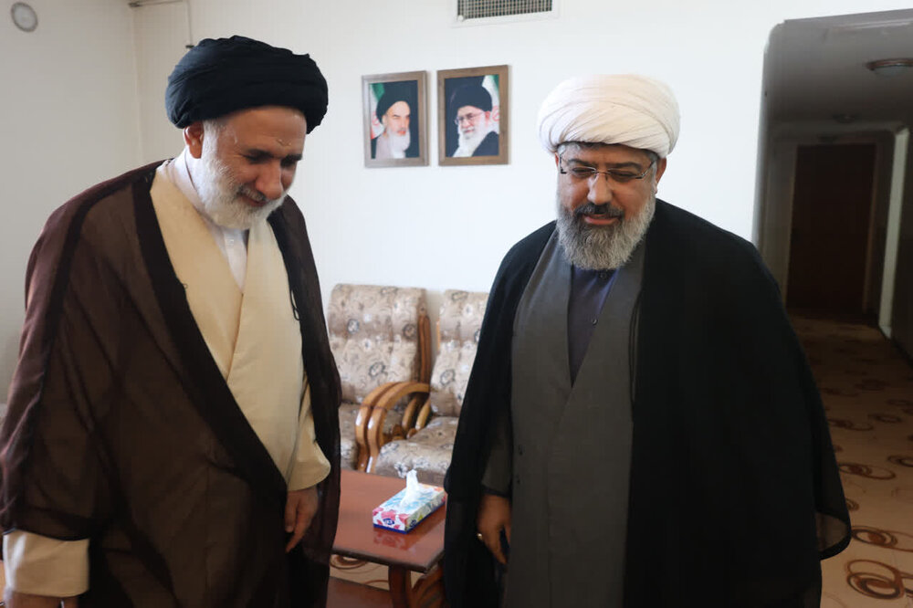دیدار امام جمعه لالی با نماینده ولی‌فقیه در چهارمحال و بختیاری