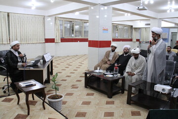 تصاویر/ نخستین دفاع پایان‌نامه سطح سه حوزه علمیه چهارمحال و بختیاری