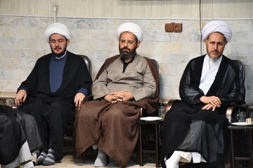 تصاویر/ جلسه کمیته همکاری حوزه های علمیه با آموزش و پرورش خوی