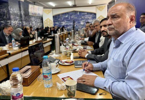 تصاویر / نشست اصحاب رسانه استان قزوین با مدیر کل اوقاف وامور خیریه استان قزوین