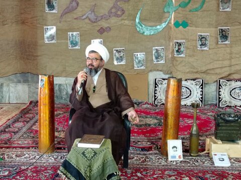 تصاویر یادواره شهدای روستای کانسرخ الیگودرز