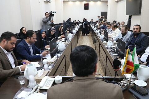 تصاویر/ نشست خبری برنامه های روز قم به مناسبت سالروز ورود پر خیر و برکت حضرت معصومه(س)