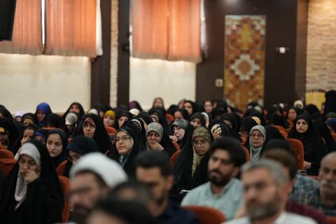 ‌تصاویر دوره توانمندسازی ارکان حلقات صالحین استان لرستان در مشهد مقدس