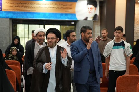 ‌تصاویر دوره توانمندسازی ارکان حلقات صالحین استان لرستان در مشهد مقدس