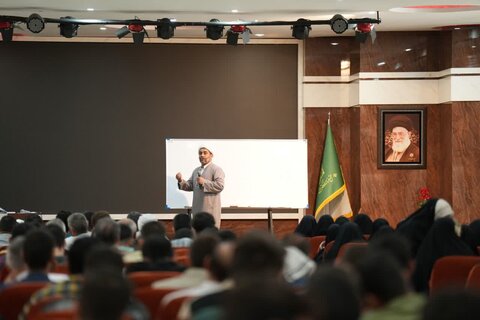 ‌تصاویر دوره توانمندسازی ارکان حلقات صالحین استان لرستان در مشهد مقدس