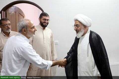 Photos/Visite du représentant du Guide suprême en Inde à l'agence de presse Hohzah