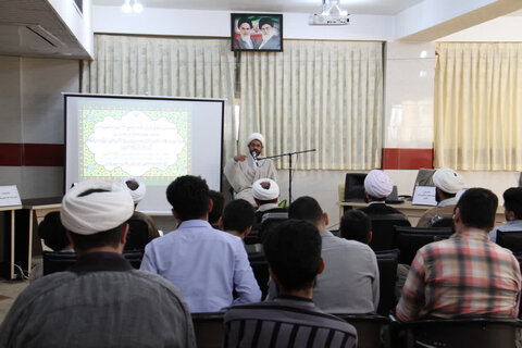 نخستین دفاع پایان نامه سطح سه حوزه علمیه چهارمحال و بختیاری