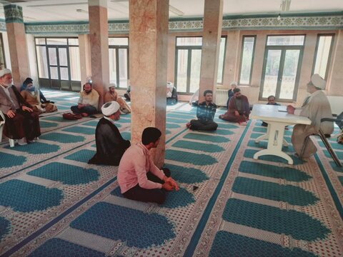 تصاویر/ نشست اطلاع‌رسانی برنامه‌های سال تحصیلی جدید  مدرسه علمیه آیت‌الله یثربی(ره) کاشان