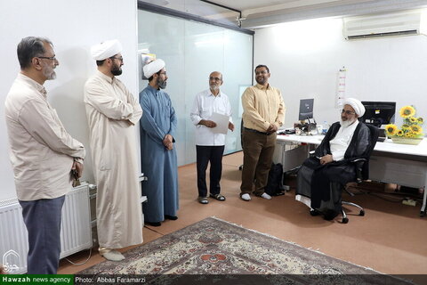 ممثل الولي الفقيه في الهند يزور "وكالة أنباء الحوزة" للإطّلاع على أنشطتها الإعلامية