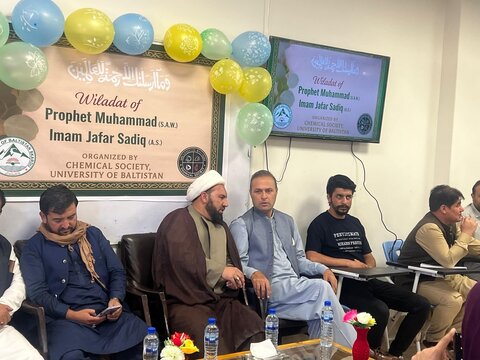 عظیم سائنسدان جابر بن حیان حضرت امام جعفر صادق (ع) کے شاگر تھے، جنہیں آج "فادر آف کیمسٹری" کہا جاتا ہے، مقررین