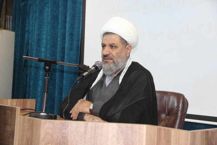 قرآن کریم مهم‌ترین میراث پیامبر اسلام(ص) برای امت اسلامی است