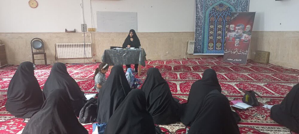 آموزش پیشرفته نوحهخوانی ویژه طلاب خواهر در اردکان