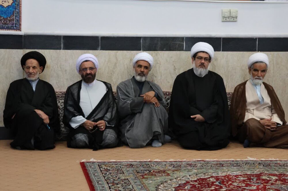 تحقیق و تبلیغ، دو مسئولیت اصلی حوزه‌های علمیه است+ تصویر